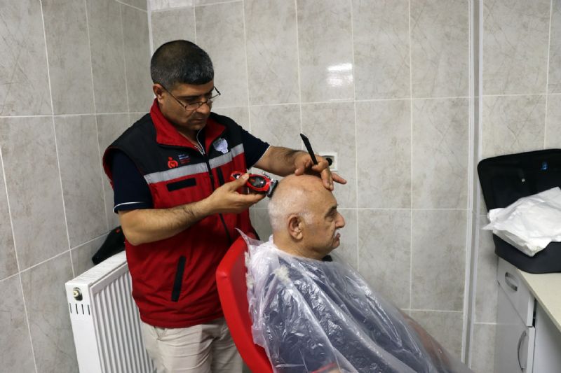 BAYRAM �NCES� B�Y�KLER�M�ZE ANLAMLI H�ZMET